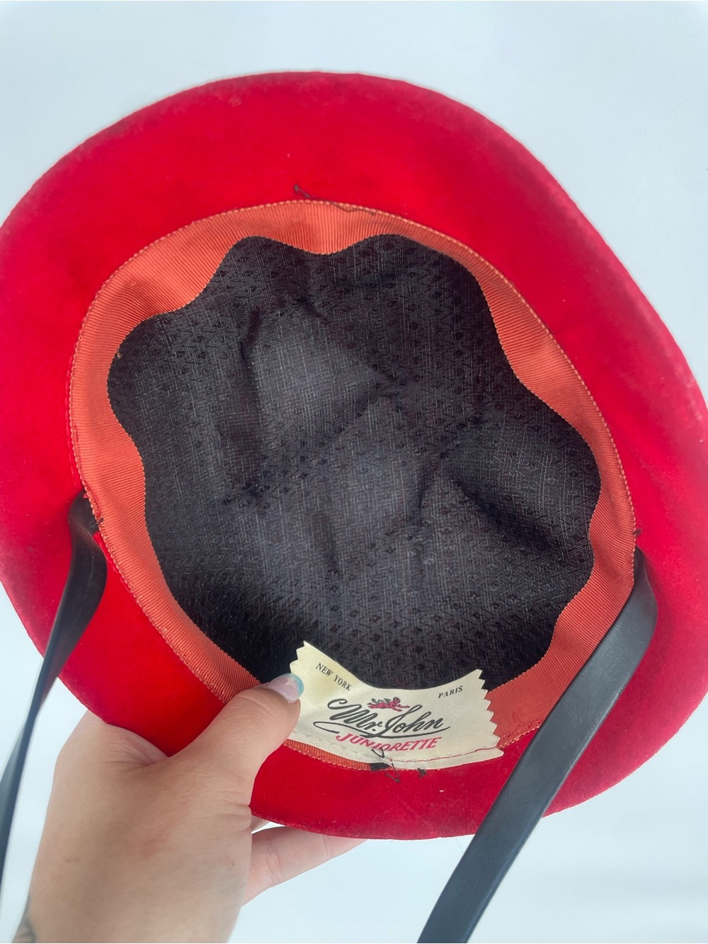 60s Mr. John Juniorette Red Riding Hat W Black Contrasting Trim & Chin Strap - Picture 8 of 11